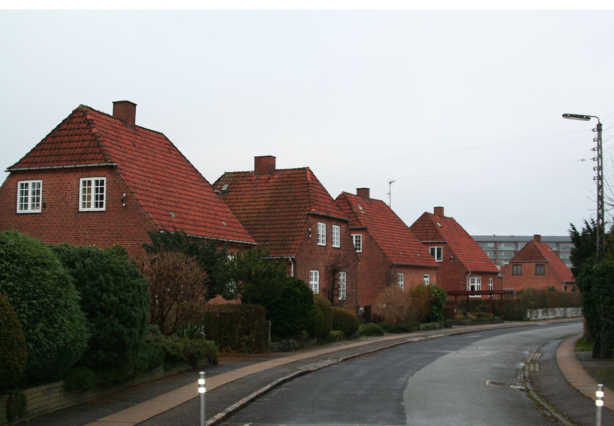 Murermestervillaer i murermestervillakvarteret Grøndalsvænge. Klassiske murmestervillaer fra Grøndalsvænge i København nordvest.