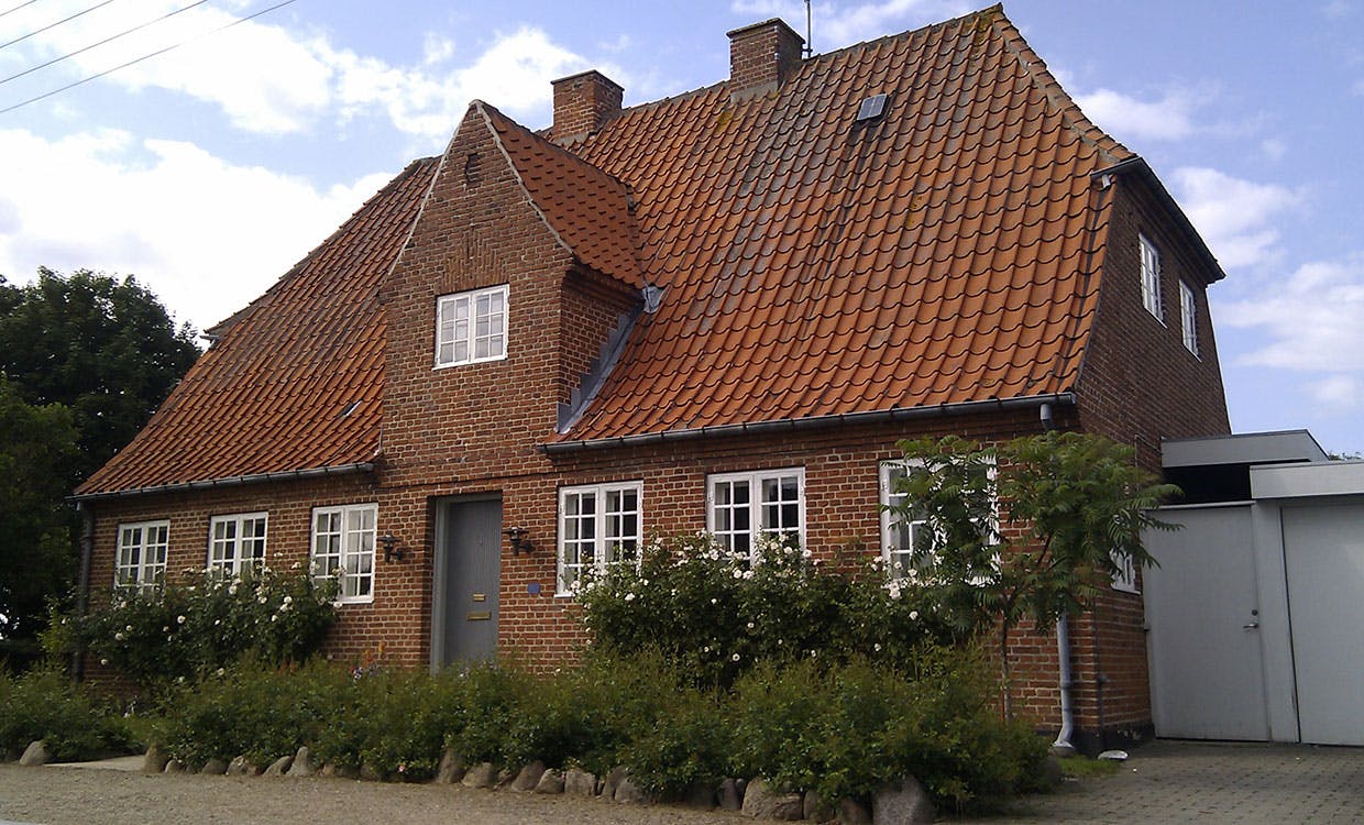 Murermestervilla fra Bakkekammen i Holbæk bygget efter tegninger fra Bedre Byggeskik. Murermestervilla fra Bakkekammen i Holbæk.
