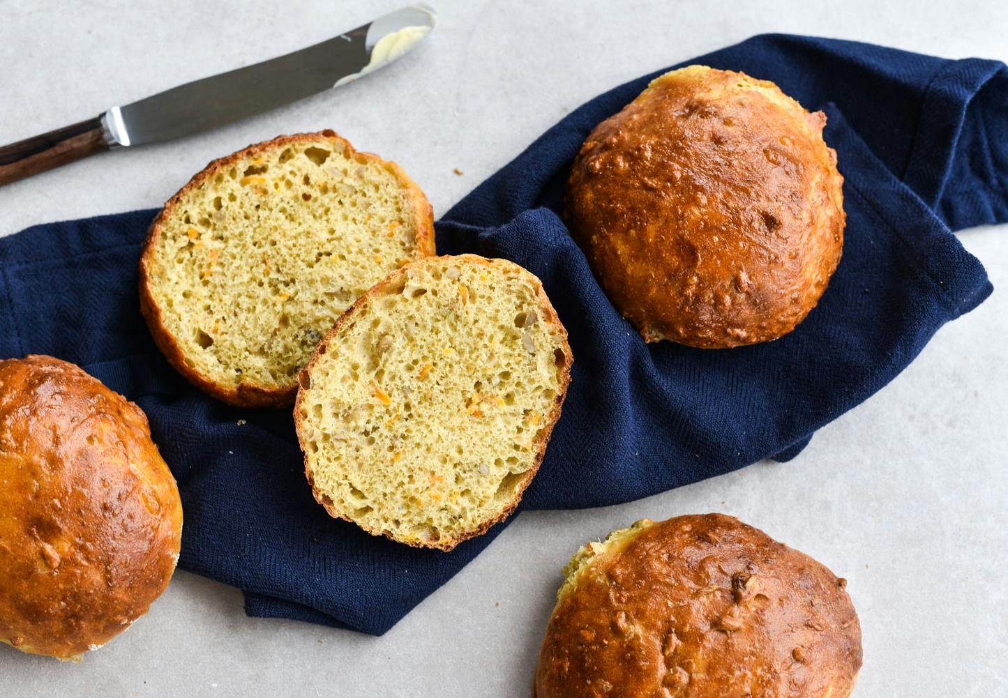 Brød Hjemmebakte rundstykker
