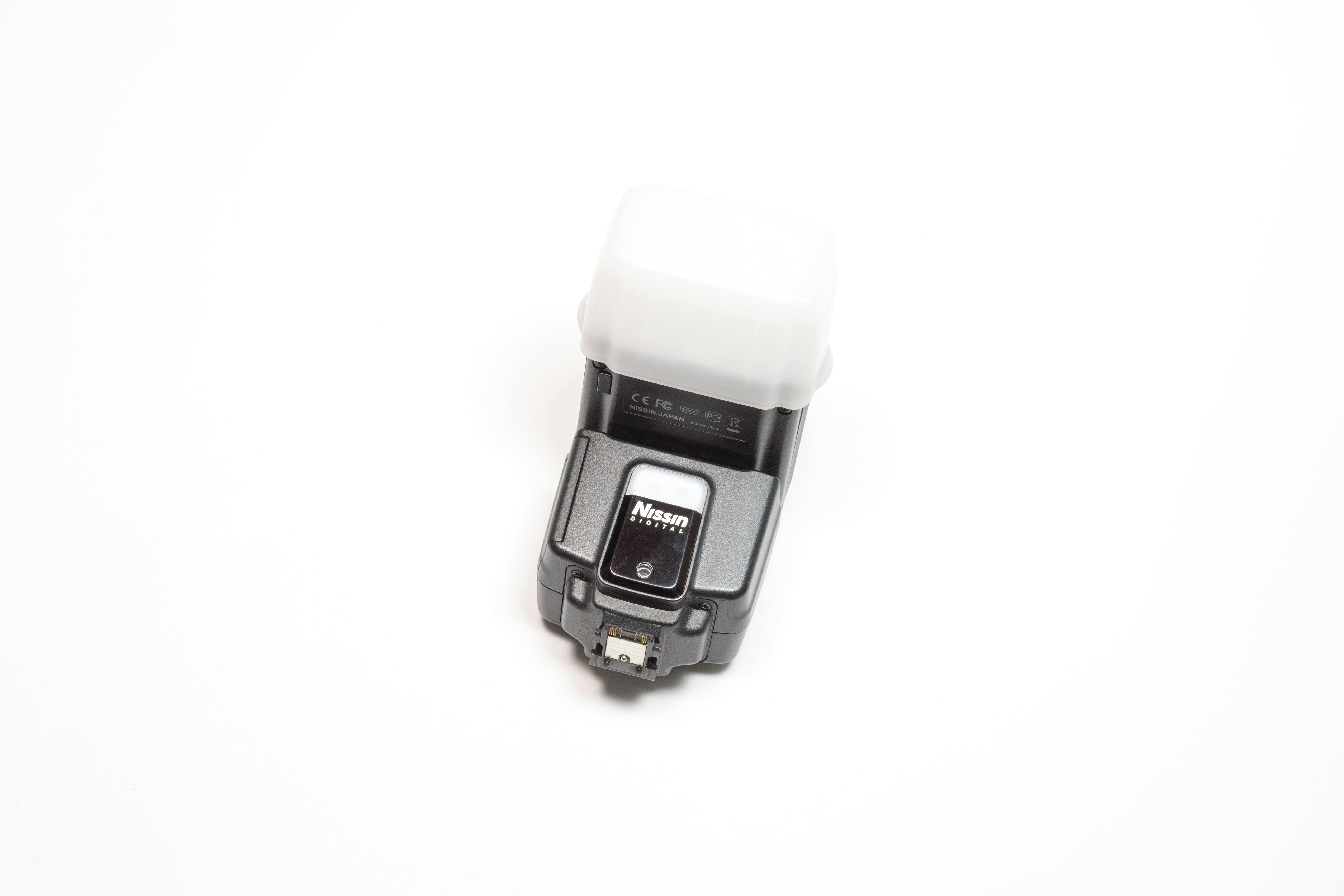 Nissin I40 blixt