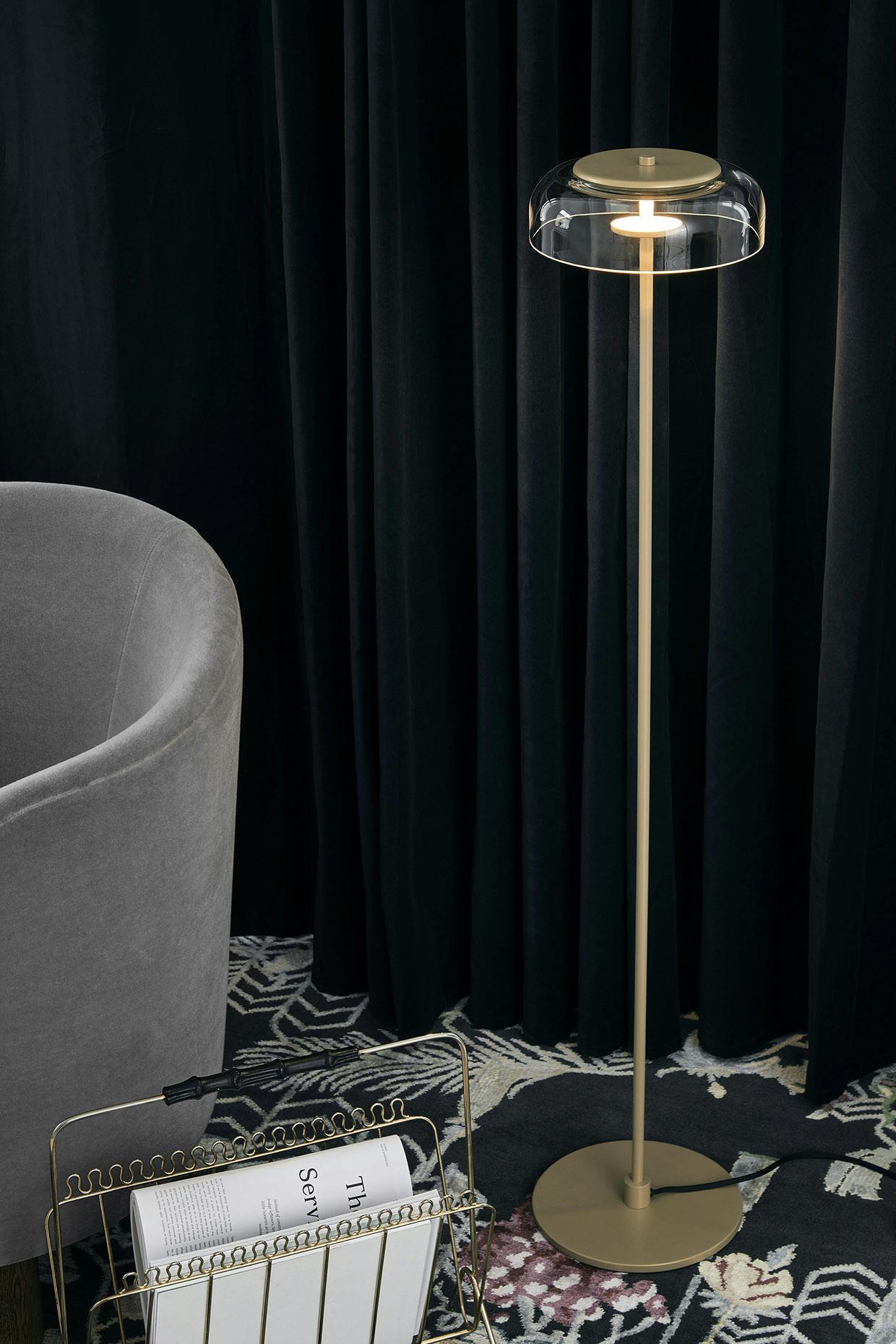 Lampe fra Nuuras "Blossi"-kollektion. Priser fra 3.499 kr. Nuura belysning lampe