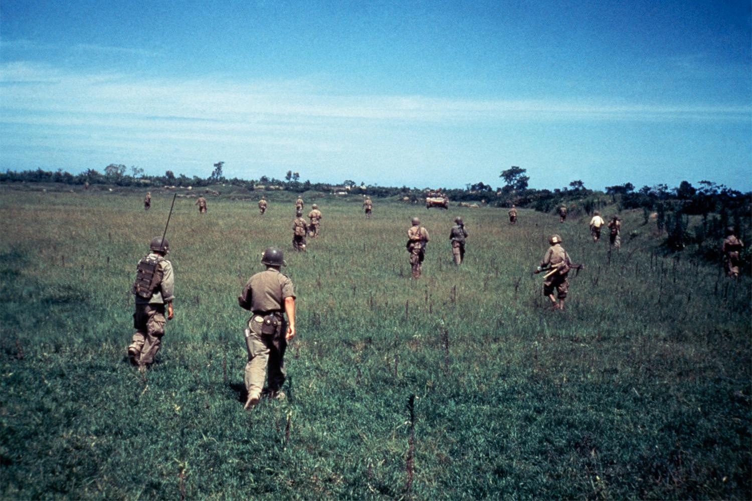 Utanför Namdinh i Vietnam, 25 maj l954 Utanför Namdinh i Vietnam, 25 maj l954