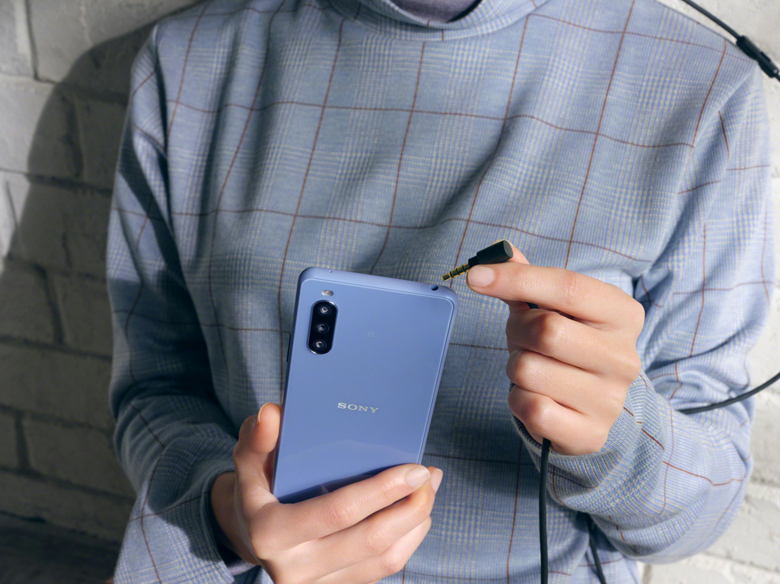 Xperia 10 III