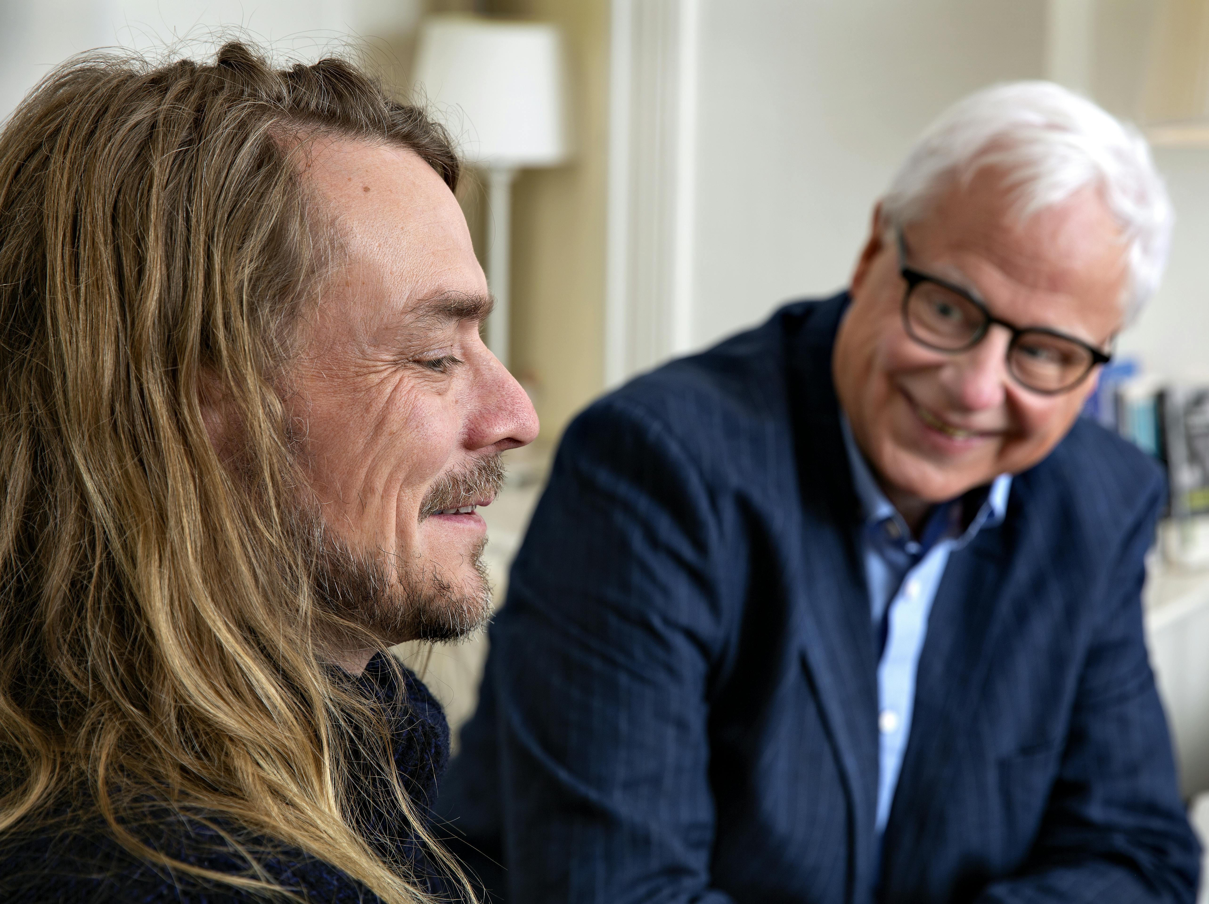 MER PÅ HJERTET: – Åpenhet er veien til å ufarliggjøre, sier Peder og Petter som gir ut sin andre bok «Aldri gi opp» sammen. Den handler om å skape varige vaner som gir deg et bedre liv – med angsten. Terapi, angst og depresjon