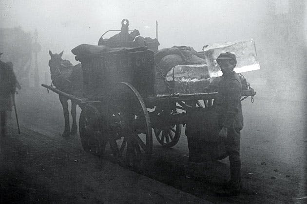 Ismann i tåkehav. Ismann i tåkehav.