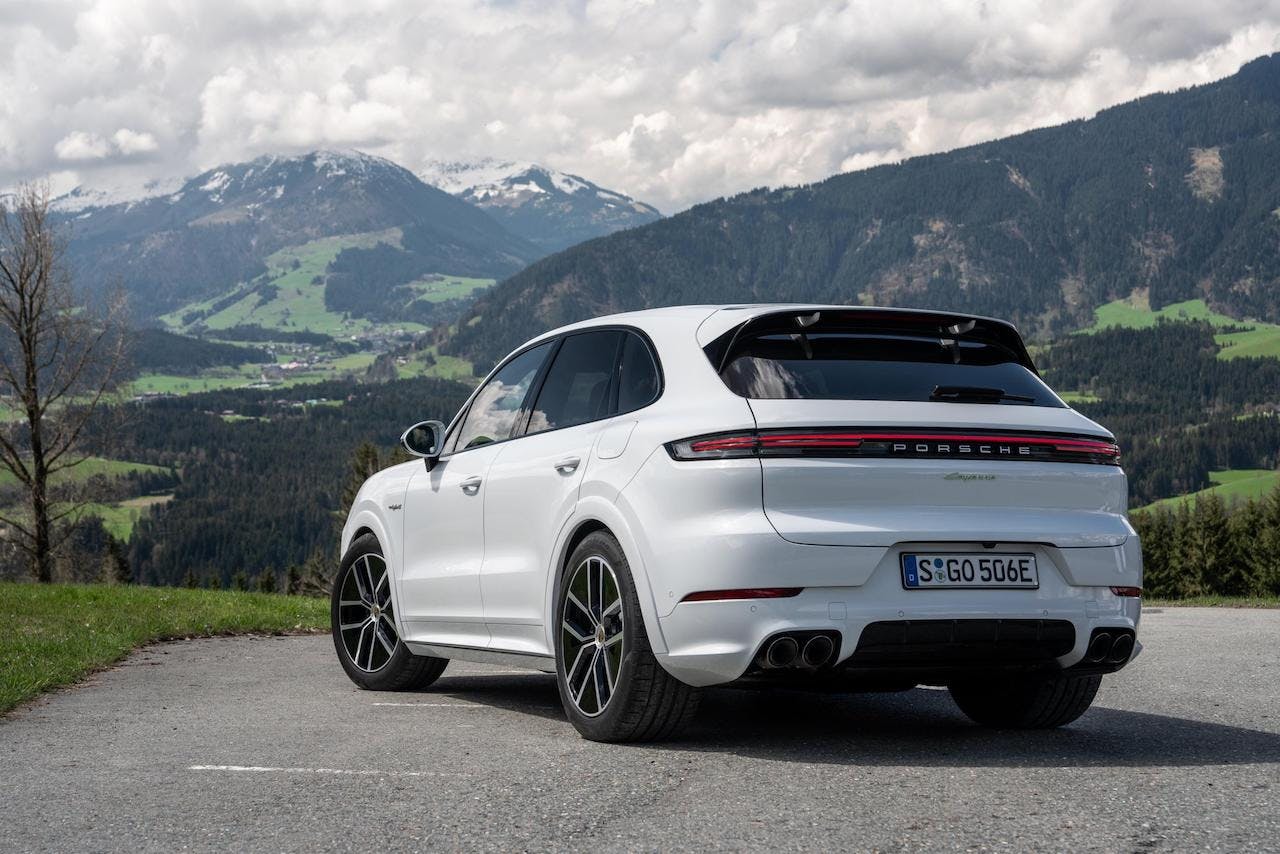 Porsche Cayenne e-hybrid test