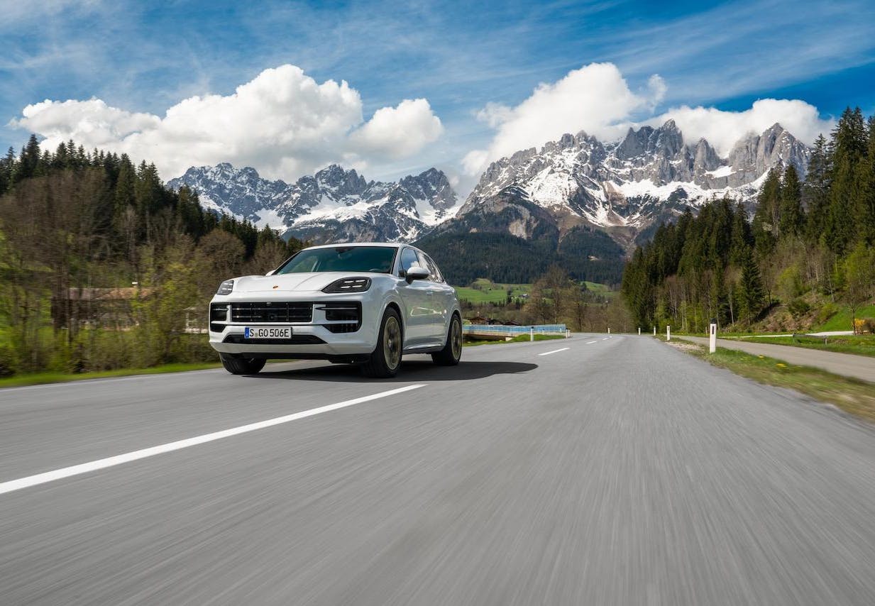 Porsche Cayenne e-hybrid test