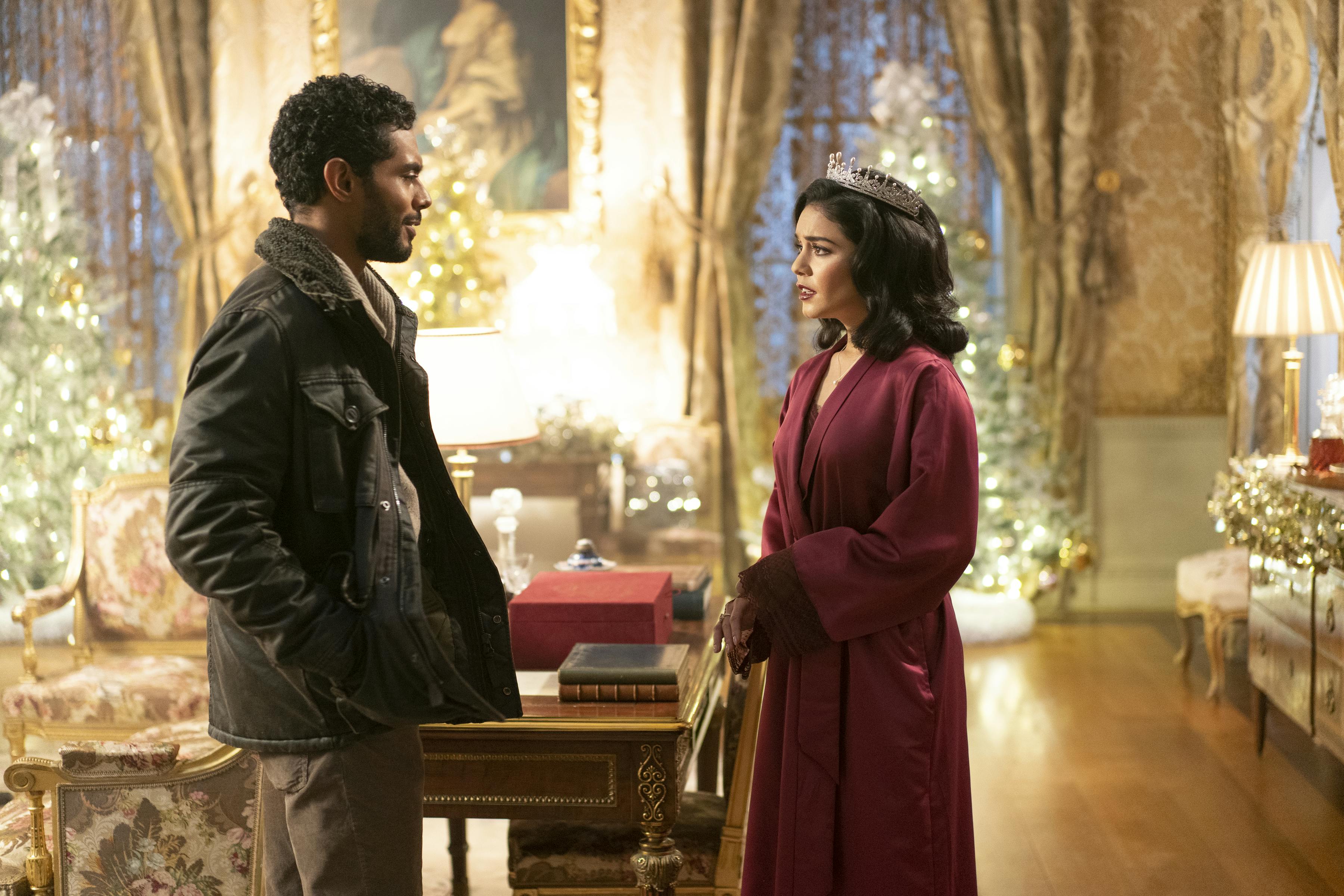 The Princess Switch: Switched Again er ligesom den første film fyldt med romantik. The Princess Switch: Switched Again på Netflix