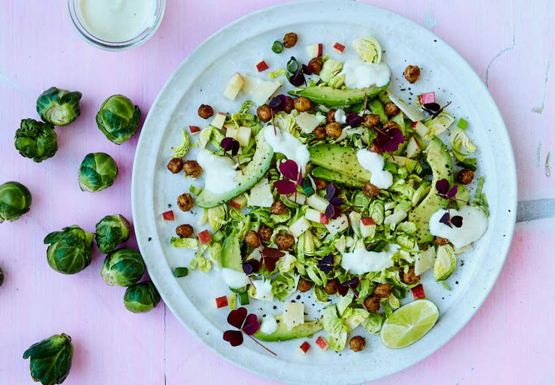 Rosenkals Caesarsalat Med Kikaerte Croutoner Vegetar Opskrift Iform Dk