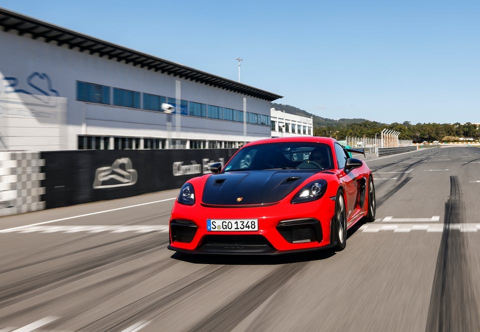 Porsche Cayman GT4 RS