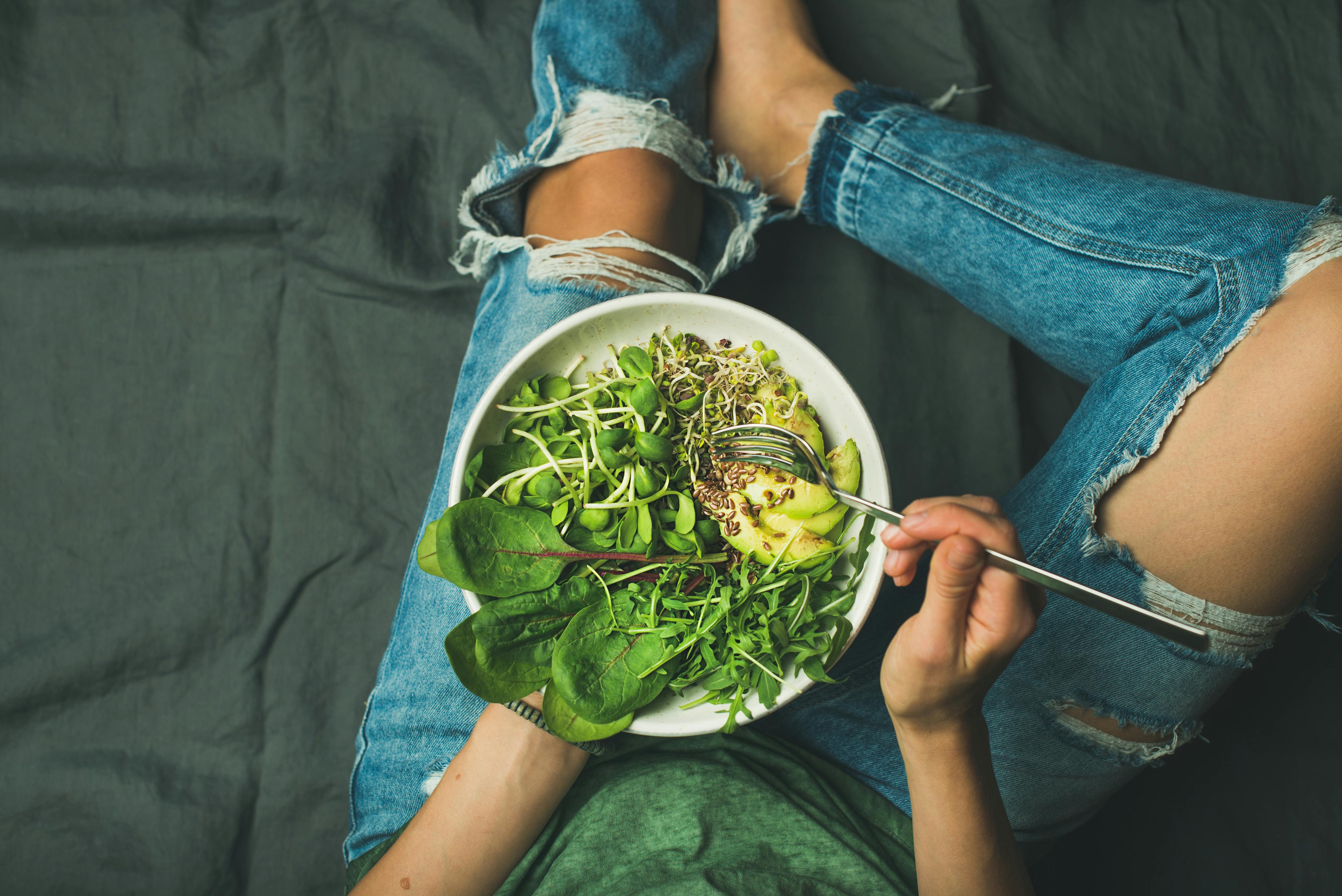 Planlægningen af kosten giver måske en form for tryghed. Sund mad: avokado salat