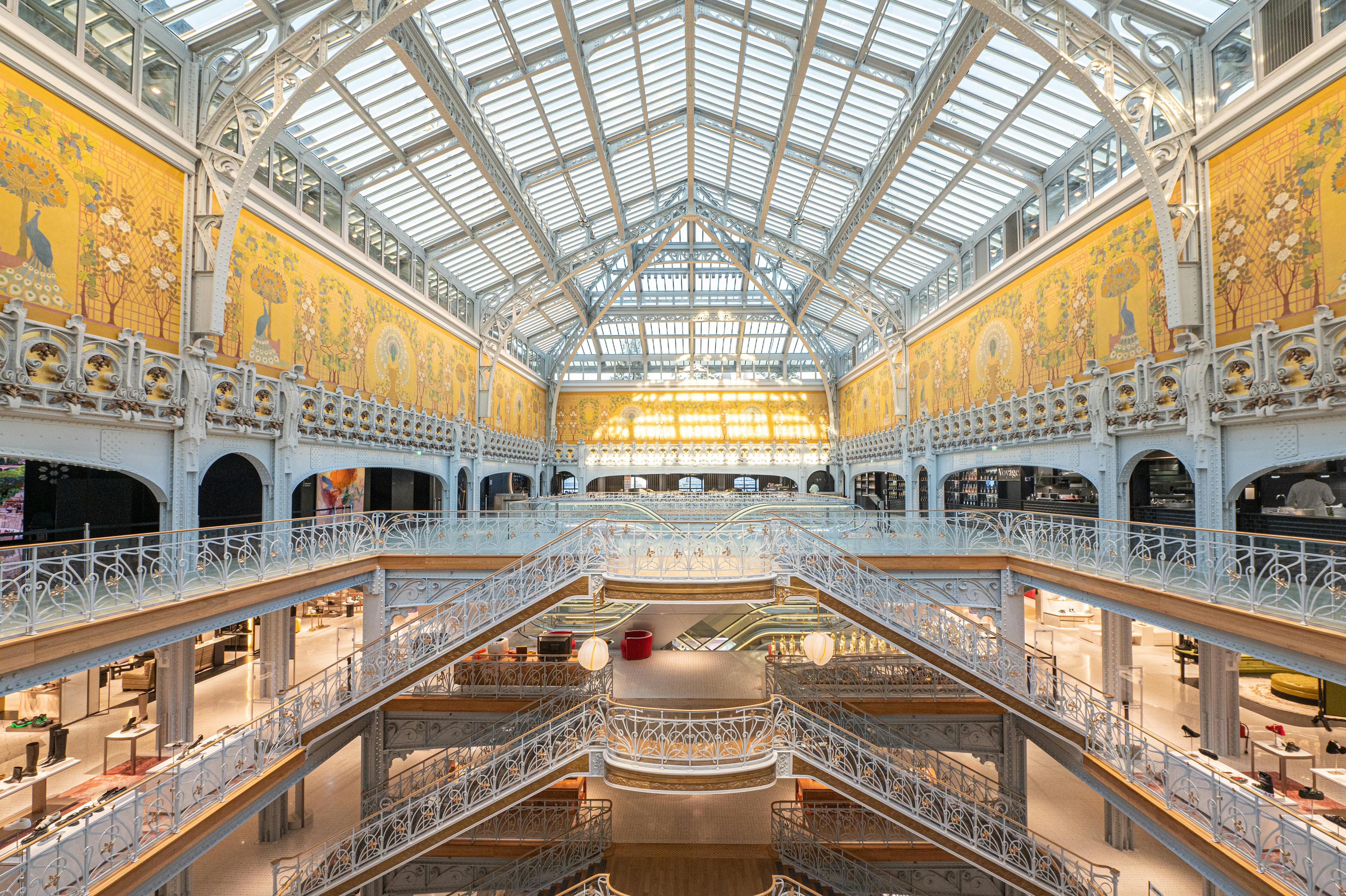 Indkøbscenteret Samaritaines udsmykning er spektakulær. Indkøbscenteret Samaritaine i Paris