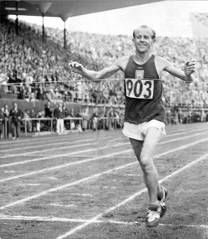 Emil Zátopek hade aldrig deltagit i ett maratonlopp förut, när han år 1952 satte nytt OS-rekord. Emil Zátopek