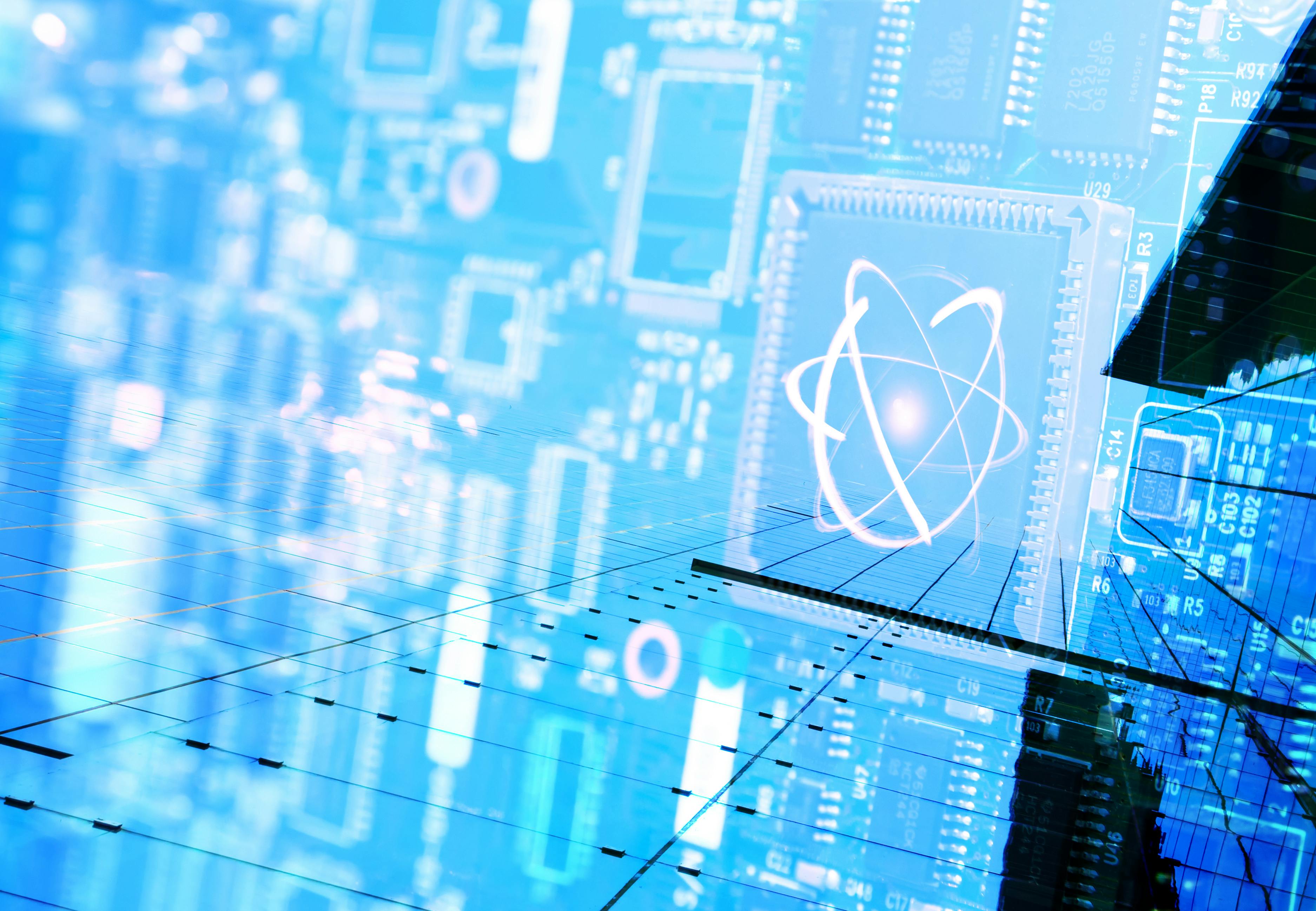 Corona-kur Computerkredsløb og et billede af et atom.
