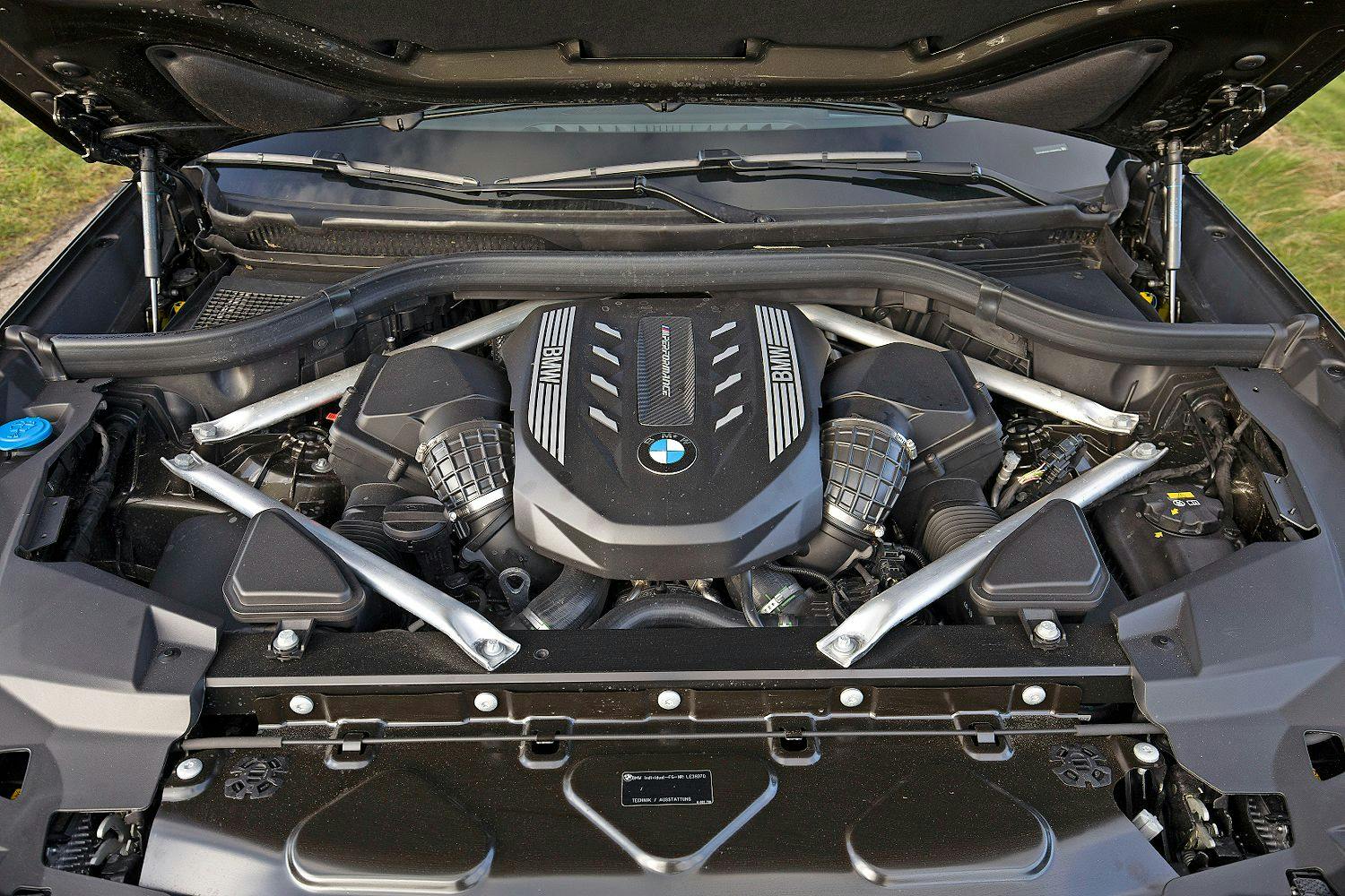 BMW X6 M50i xDrive aut. BMW X6 M50i xDrive aut.