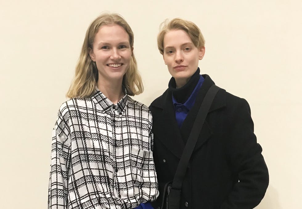 Andrea Wime og Sunniva Våtevik backstage etter visningen Andrea Wime og Sunniva Våtevik backstage etter visningen