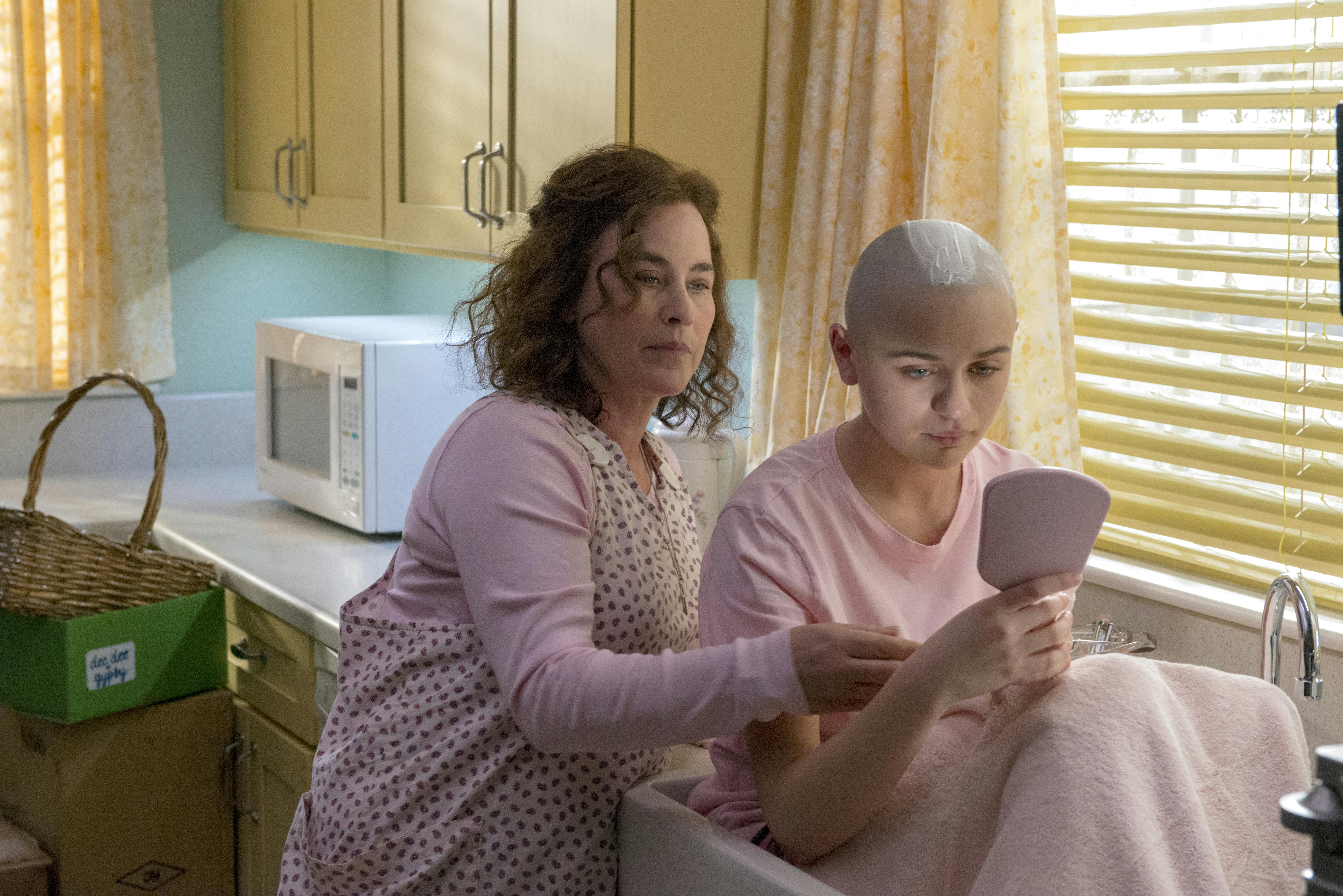 Serien The Act på HBO er desværre også en sand historie. Gypsy og Dee Dee Blanchard i serien The Act