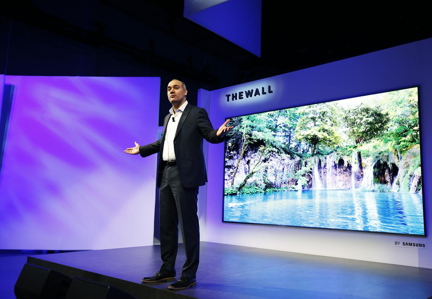 The Wall Samsungs nye MicroLED smart tv