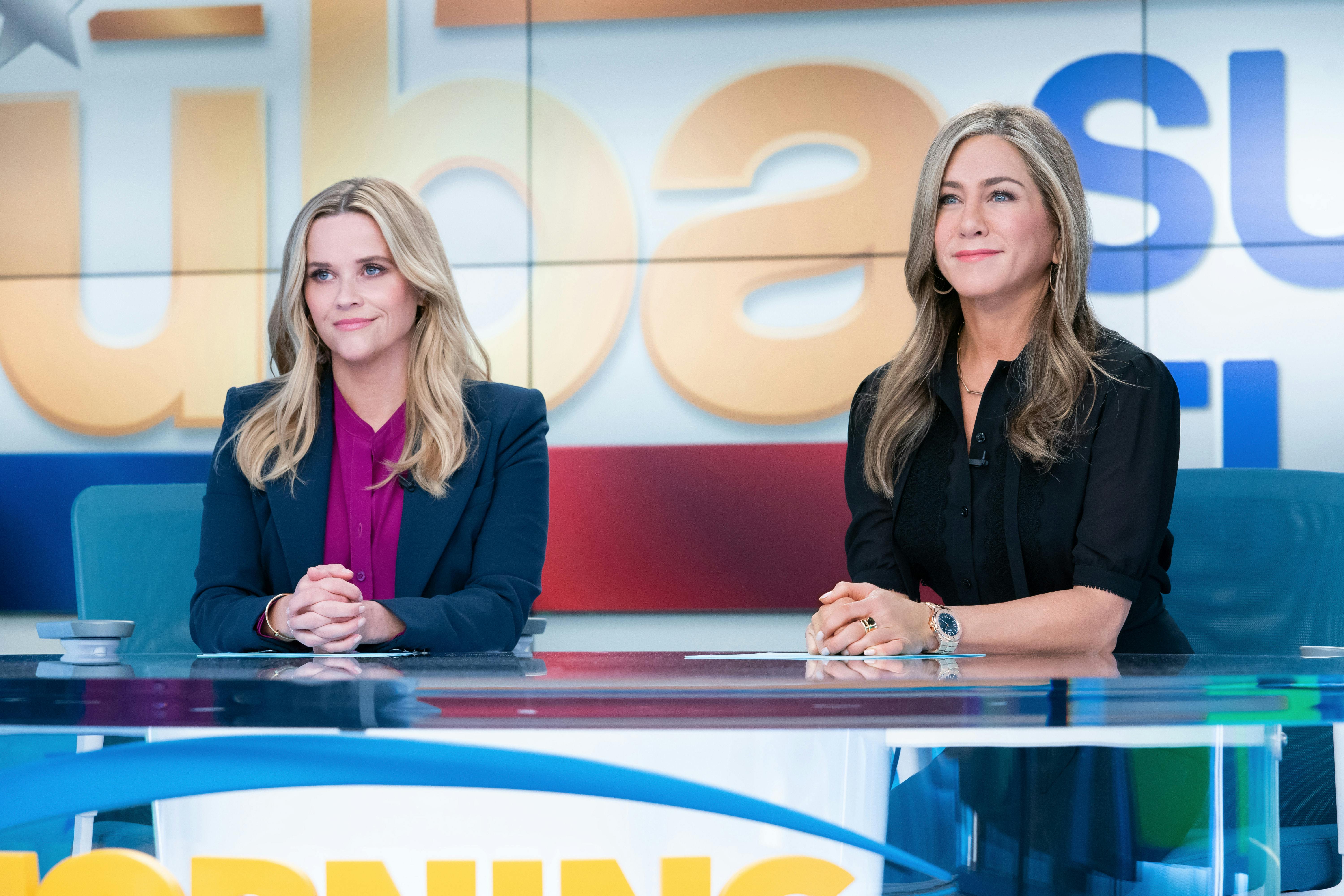 Hvis ikke du allerede har set serien, kan vi klart anbefale The Morning Show! The Morning Show på Apple TV+