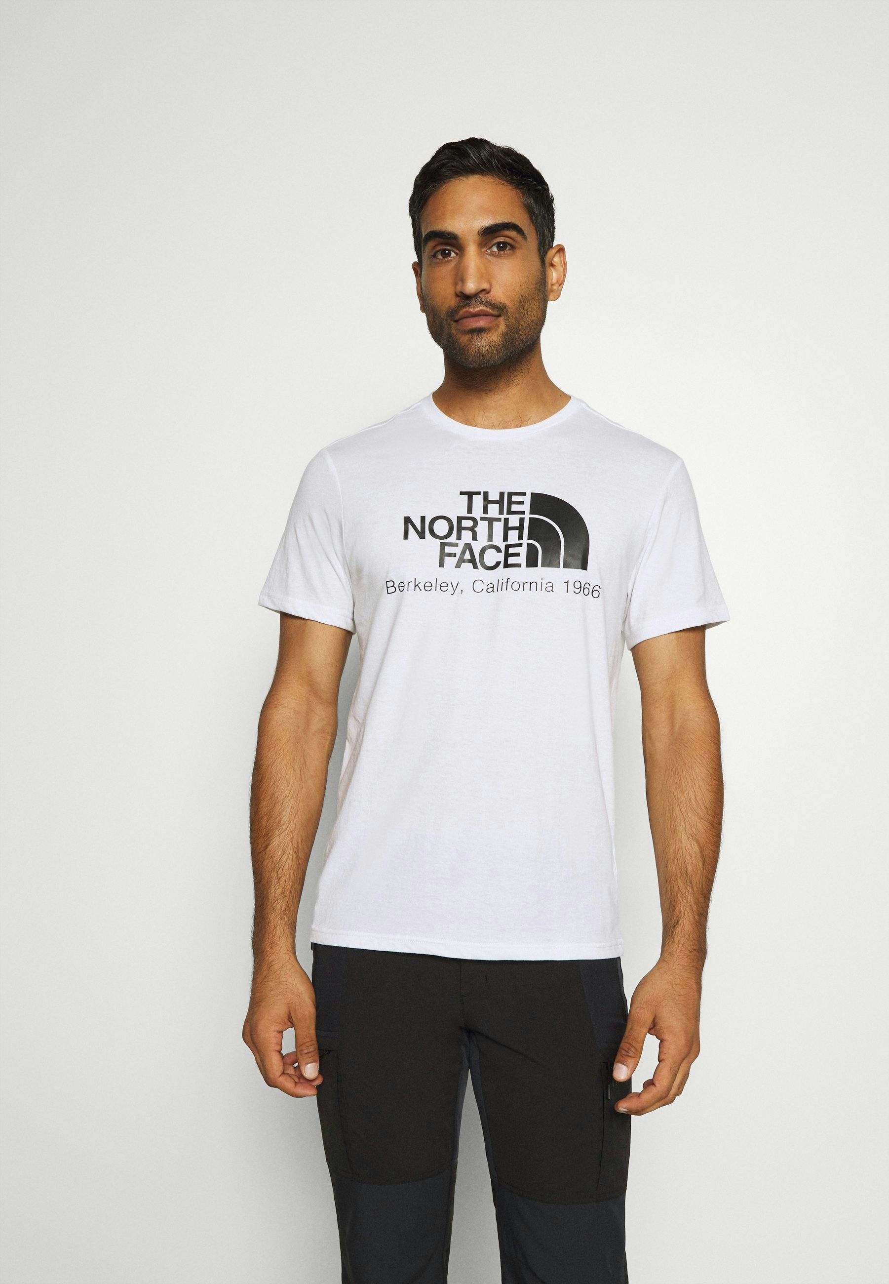 En T-shirt til ham, der har alt. En T-shirt til ham, der har alt.