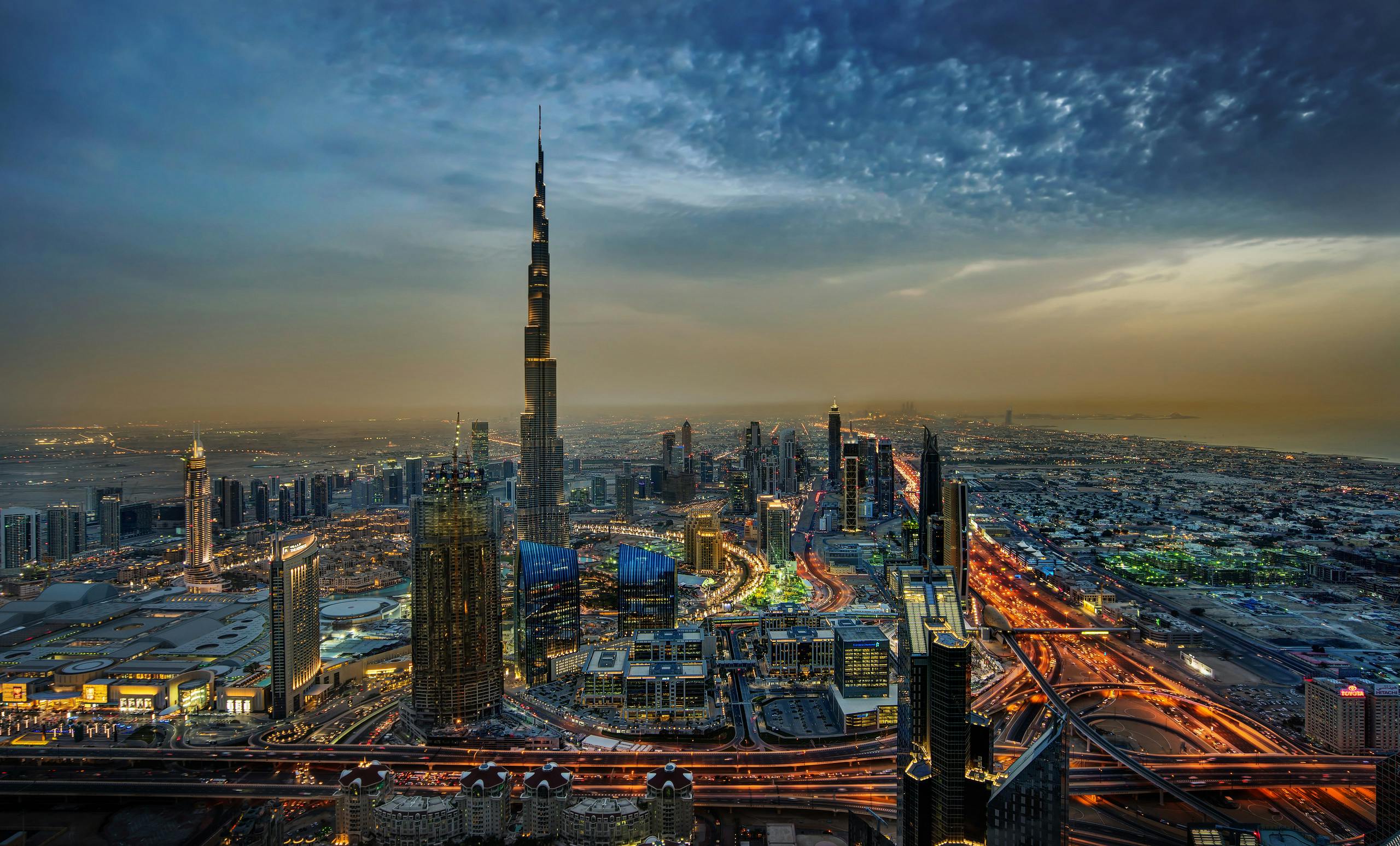 Trey Ratcliff: Dubain Burj Khalifa -pilvenpiirtäjä