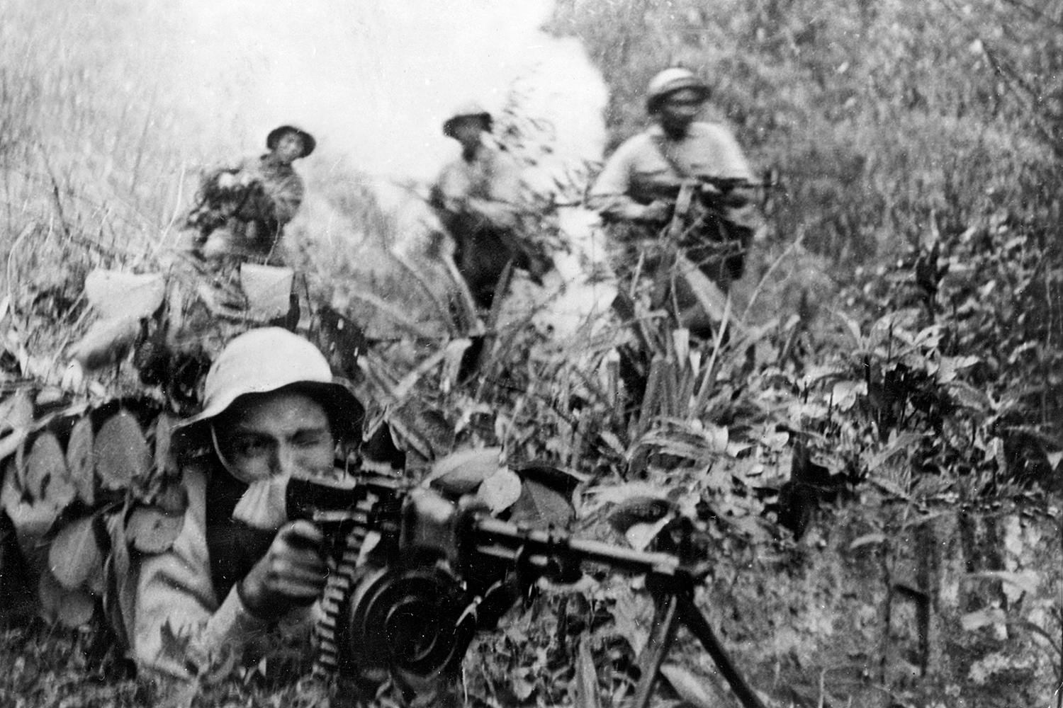 Soldater ur FNL, Front National pour la Libération du Viêt Nam du Sud, den sydvietnamesiska gerillan.