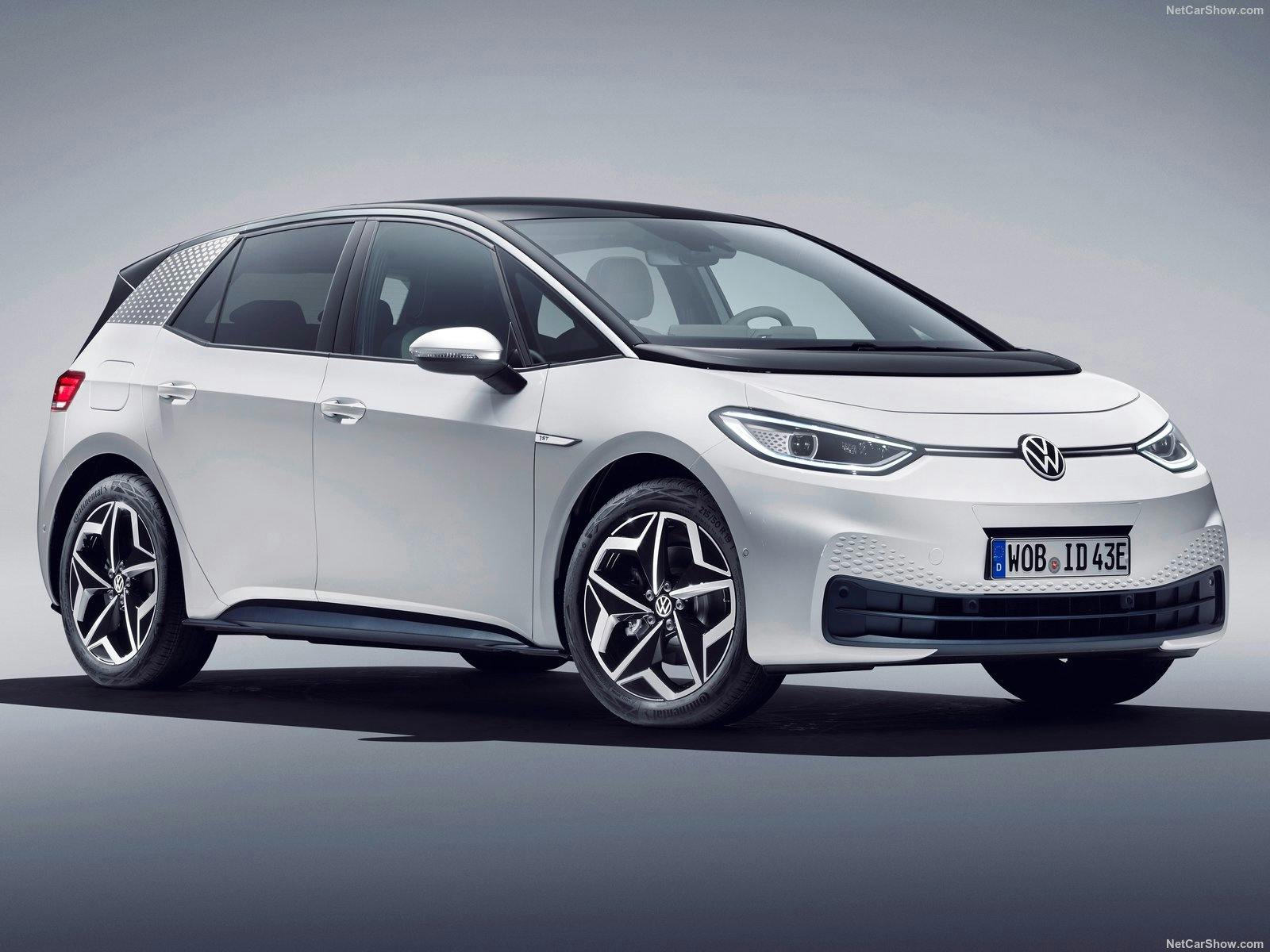 Volkswagen-ID.3 hvis hatchback elektrisk elbil front forende alufælge