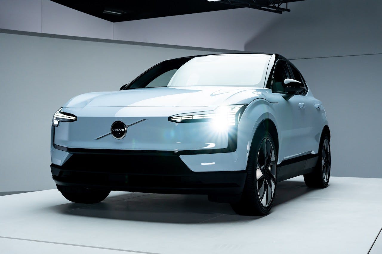 Volvo ex30 billig elbil