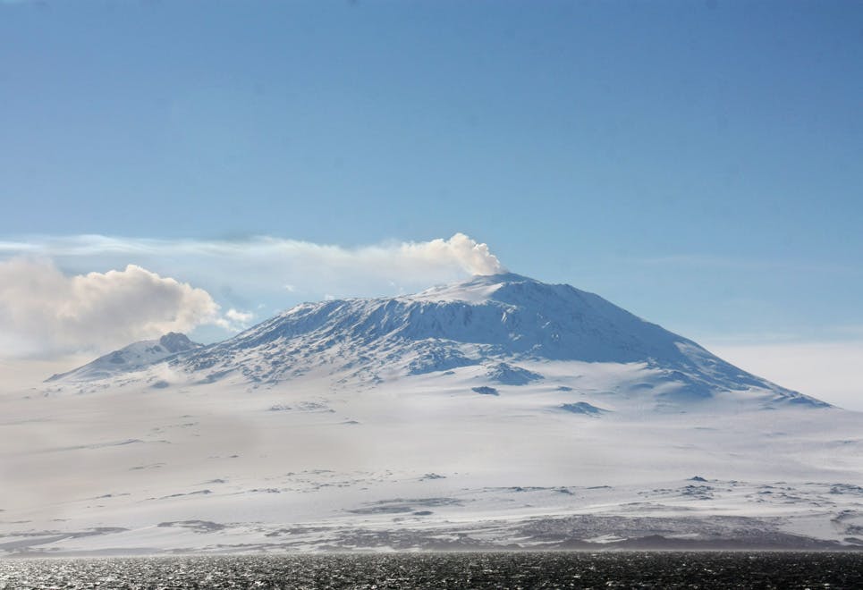 Actieve vulkaan in Antarctica