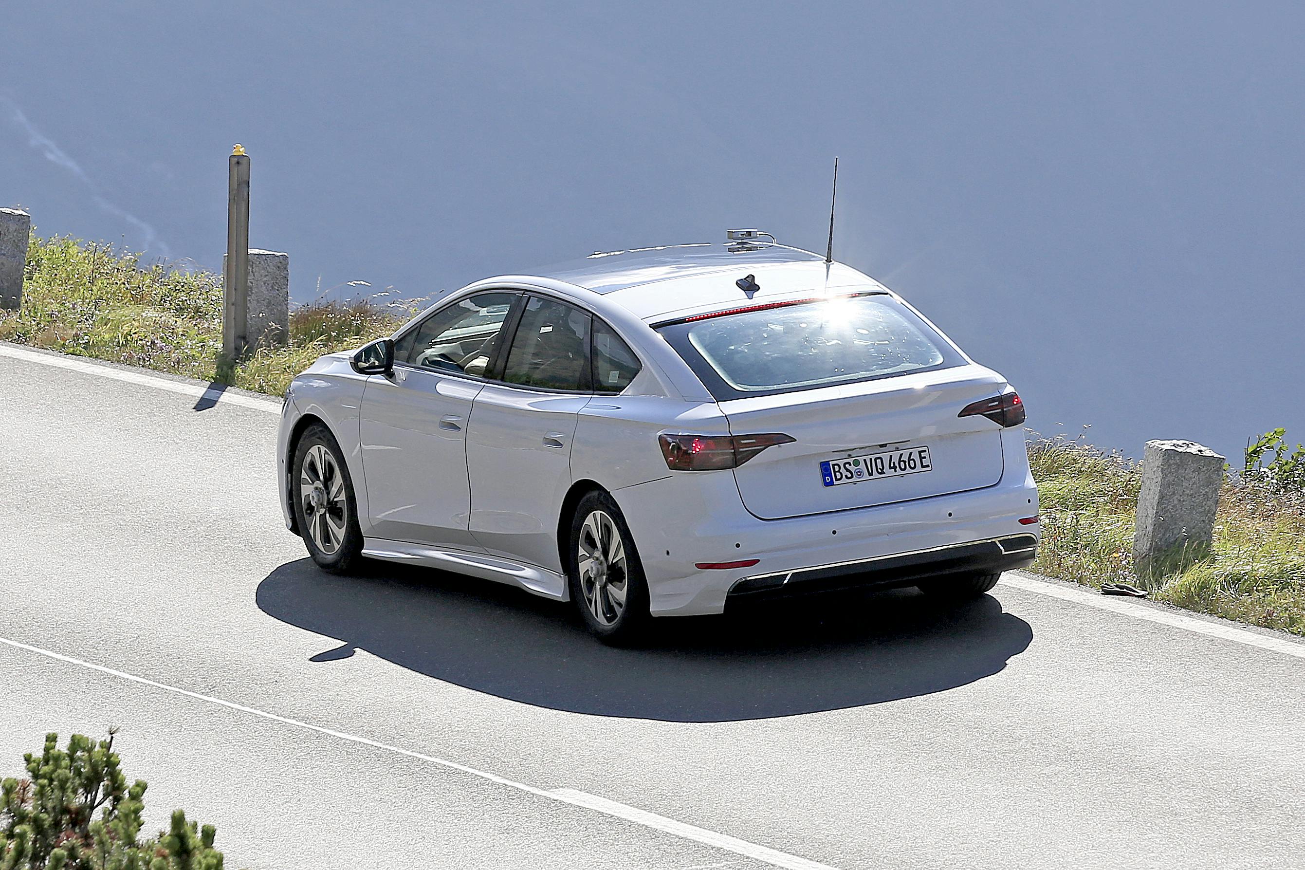 Spionbilleder spionfoto automedia bagfra VW Aero