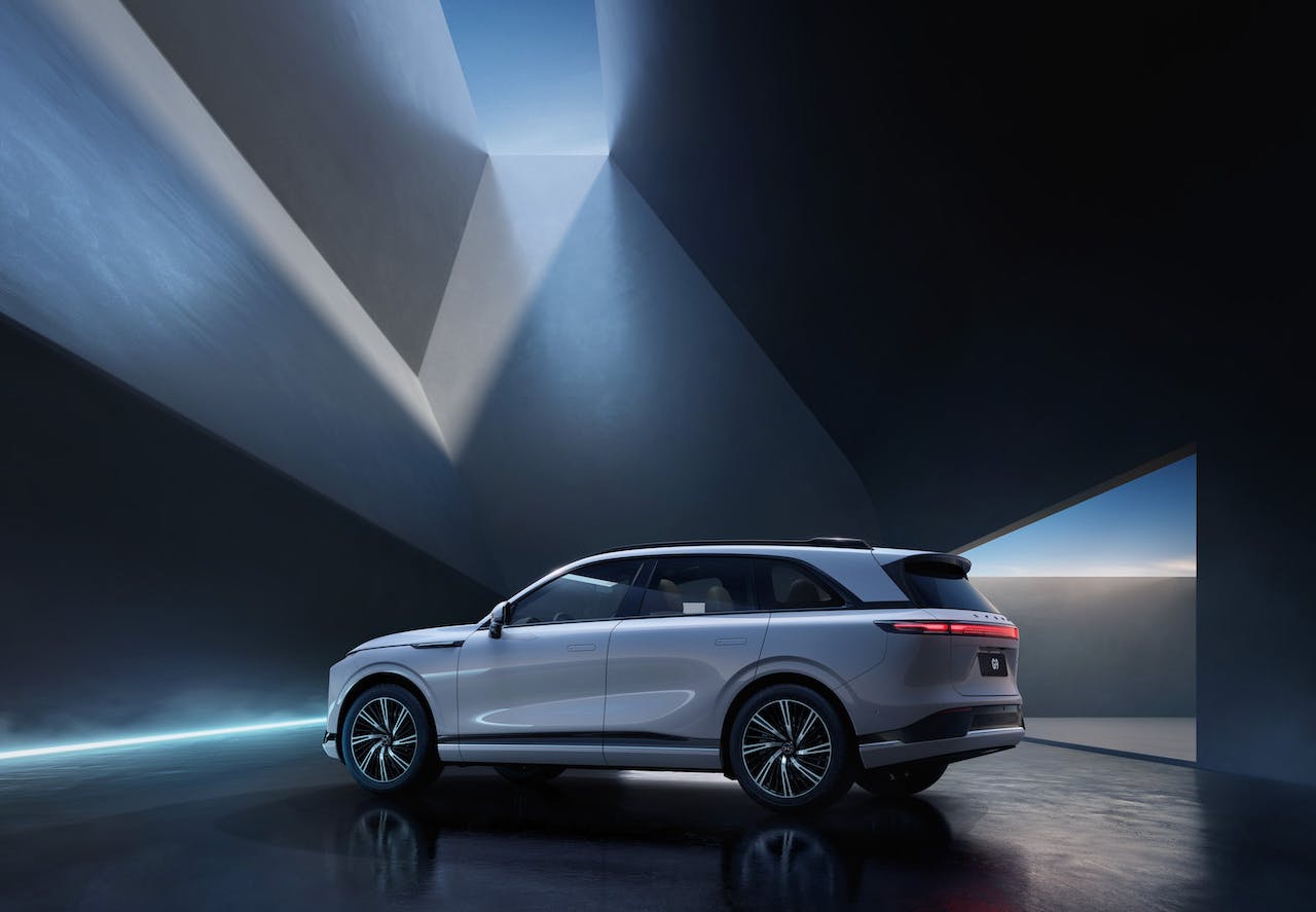 xpeng g9